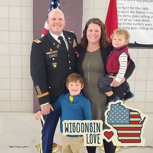 Meet your Posher, Christopher